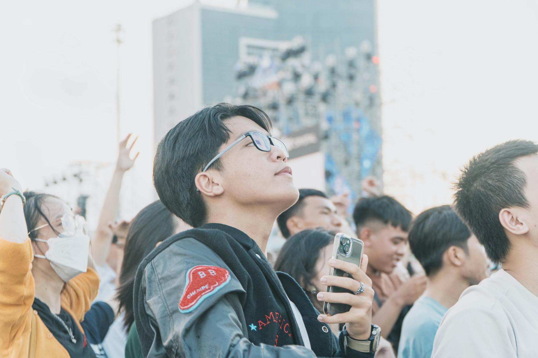 Người chơi phân tích dữ kiện và tỷ lệ trước khi vào kèo